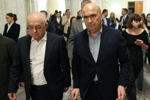 Boc: Este sănătos şi pentru PNL, dar şi pentru PSD ca aceste ape să se separe, odată. Am pierdut enorm că am stat prea mult împreună / Noi, din opoziţie, vom susţine tot ceea ce ţine de PNRR, de SAFE / Congresul PNL, în 2027, nu mai devreme