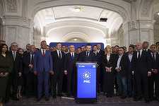 Bolojan: PNL, prin decizia pe care a luat-o, a respins, de fapt, încercarea PSD de a schimba conducerea PNL / Despre liberalii care vor rămânerea la guvernare: Nu este uşor să fii într-o intersecţie şi să nu te prostituezi, ca să fii la putere