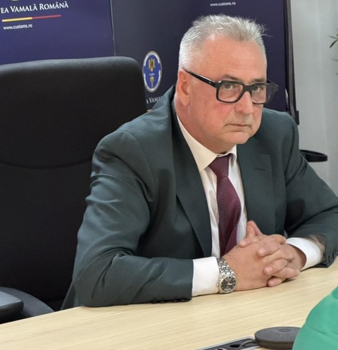 Purtătorul de cuvânt al Guvernului: Mandatul lui Mihai Savin a fost unul cu rezultate remarcabile / Nu ştiu dacă are legătură cu ce i se întâmplă acum / Acuzaţia este de fals şi uz de fals / Era în plină desfăşurare un proces de reorganizare a Autorităţii