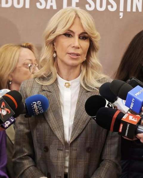 Raluca Turcan, proiect în Parlament pentru combaterea violenţei în şcoli: Limitarea accesului la telefoane inclusiv în pauze, monitorizare audio-video, consiliere psihologică pentru elevii cu probleme emoţionale, implicarea părinţilor