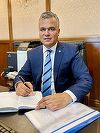 Adrian Veştea afirmă că mandatul pe care l-a primit nu este pe durată determinată şi că nu s-a discutat despre o rotativă guvernamentală