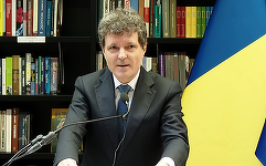Nicuşor Dan: Nu poţi să te lupţi cu sistemul când eşti şeful sistemului. Întrebarea este cum putem să reformăm sistemul, fără ca să ducem ţara asta în anarhie / Între un câine care latră şi un câine care muşcă, eu prefer un câine care muşcă