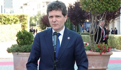 Nicuşor Dan, la 85 de ani de la Pogromul de la Iaşi: Această comemorare este şi un avertisment. Ne reaminteşte că pericolul nu a dispărut, că extremismul şi revizionismul istoric rămân tentaţii reale
