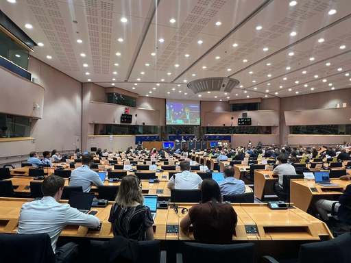 Virgil Popescu, după votul din Comisia pentru Industrie din PE pe raportul privind accelerarea procedurilor de autorizare pentru proiectele energetice: România nu îşi mai permite întârzieri şi amânări, investiţiile în energie trebuie finalizate