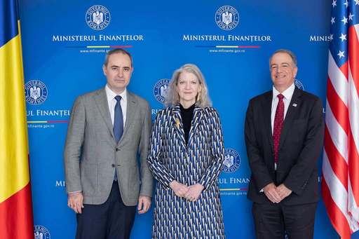 Nazare, întâlnire cu Allison Hooker, subsecretar de Stat în cadrul Departamentului de Stat al SUA: Avem nevoie de investiţii americane. Pentru ca aceste lucruri să se întâmple, România trebuie să rămână un partener serios şi predictibil