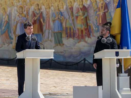 Nicuşor Dan: Sărbătorind Statalitatea Ucrainei, confirmăm un adevăr fundamental - Ucraina a existat, Ucraina există şi Ucraina va continua să existe