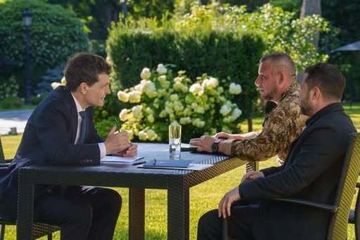 Nicuşor Dan, întrevedere cu Volodimir Zelenski, la Kiev: Am abordat tema securităţii maritime şi necesitatea coordonării în ceea ce priveşte mecanismele de prevenire şi avertizare timpurie în cazul incidentelor cu drone