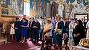 Nicuşor Dan şi familia sa au fost la Mănăstirea Dejani, de lângă Făgăraş, de Adormirea Maicii Domnului / Preşedintele absentează pentru al doilea an de la ceremoniile organizate la Constanţa de Ziua Marinei, însă a transmis un mesaj