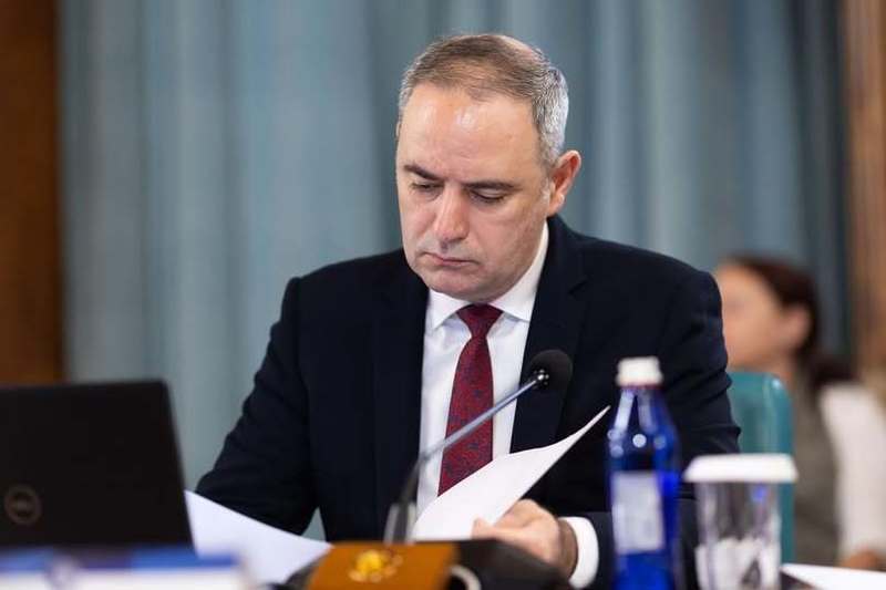 Ciprian Ciucu: Am o relație bună, decentă, cu Alexandru Nazare / Ca să ajungă premier are nevoie de un vot de încredere în interiorul partidului nostru / Nu poate să facă același lucru pe care l-a făcut domnul Veștea / Ce spune despre o fuziune cu USR
