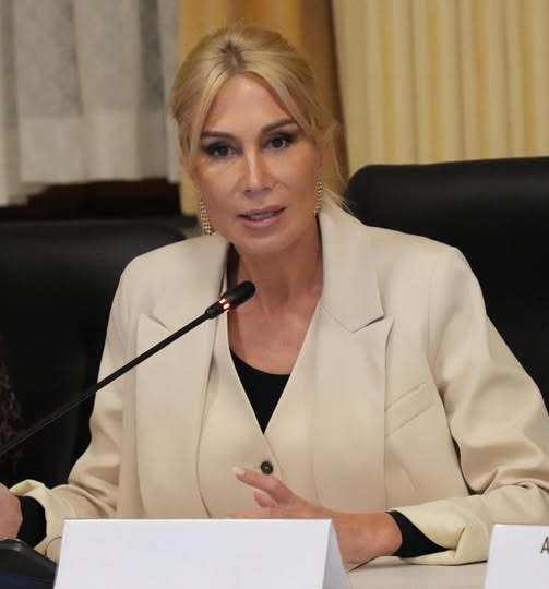 Raluca Turcan: În sesiunea extraordinară a Parlamentului am obţinut dezbaterea proiectului pe care l-am depus pentru ca elevii care intră acum în clasa a VIII-a să nu susţină două examene, Evaluarea Naţională şi, suplimentar, admiterea la liceu