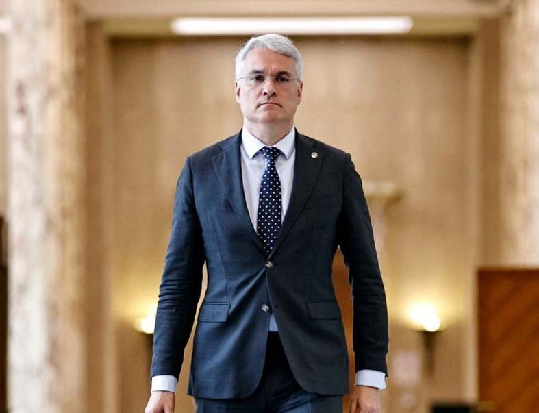 Dragoș Pîslaru: Valoarea de referință a fost redusă la cererea Ministerului de Finanțe ca să creeze o zonă de tampon, să nu avem vreo surpriză care să ne ducă la downgrade de rating de țară / Nu scade niciun venit, sunt basme