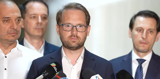 Dominic Fritz: PSD ar fi o catastrofă pentru România şi tocmai de aceea nu există niciun motiv ca USR să voteze pentru o astfel de catastrofă. Ar fi iresponsabil să dăm acum guvernarea la PSD / Despre premier tehnocrat: Să fie o chestie asumată