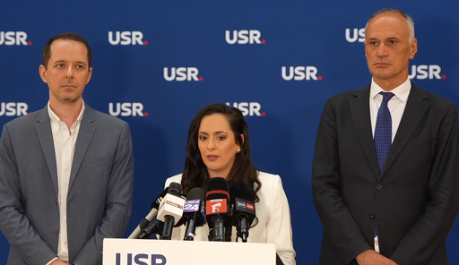 USR şi-a anunţat priorităţile legislative: Limitarea la două a mandatelor şefilor serviciilor secrete, reforma administrativă, majoratul digital, reducerea numărului de parlamentari / USR insistă cu abrogarea examenului de admitere paralel la liceu