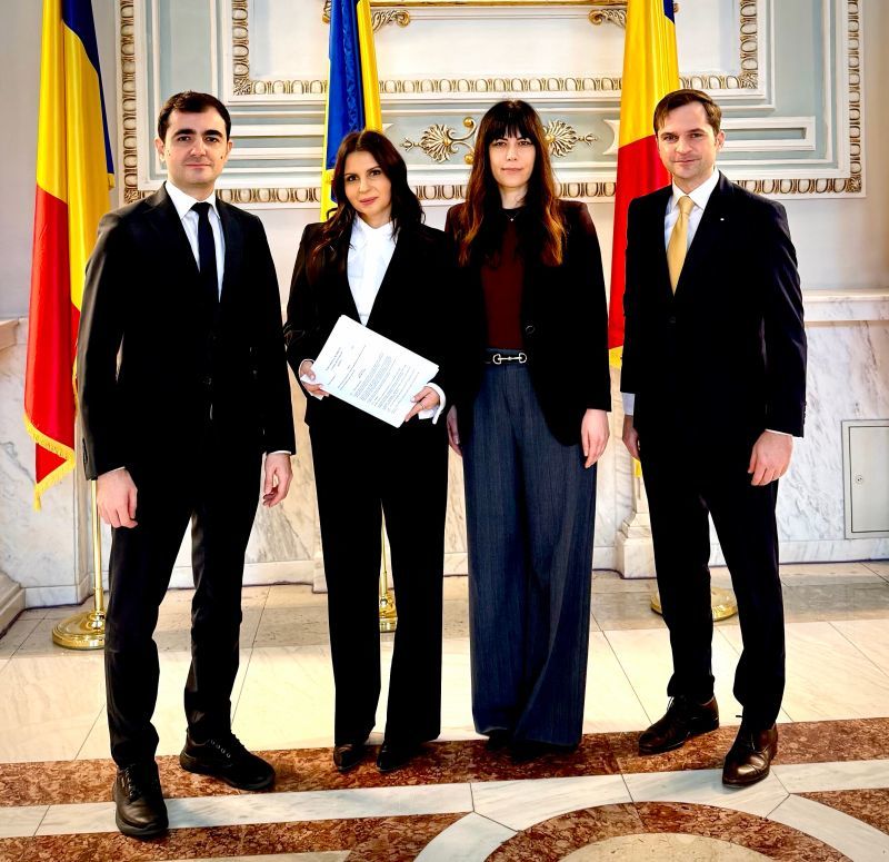 Românii vor putea avea mai mulți bani la momentul ieșirii la pensie prin economisire și investiții la bursă, pe model american. Legea Conturilor de Economii și Investiții (CEI), adoptată de plenul Camerei Deputaților