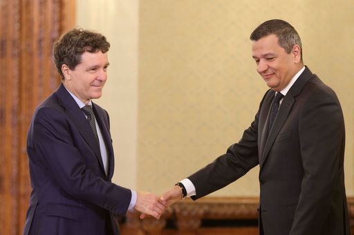 Consultări la Cotroceni - Grindeanu: I-am spus preşedintelui că suntem pregătiţi să preluăm guvernarea. Ne dorim să conducem Guvernul, suntem îndreptăţiţi să facem acest lucru / Atac la Bolojan - VIDEO