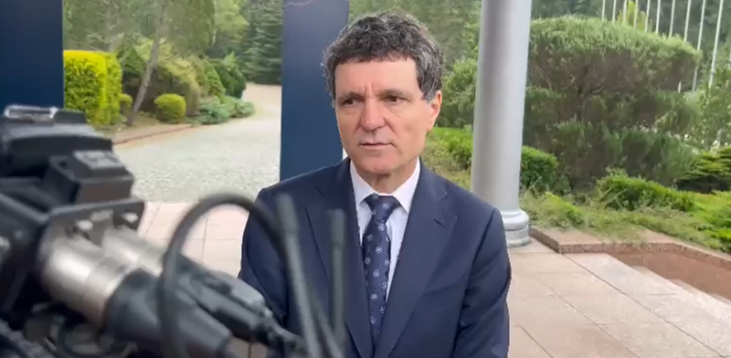 Nicușor Dan: Voi semna decretul de desemnare a lui Siegfried Mureșan premier sâmbătă, la Bistrița și va fi publicat în Monitorul Oficial luni / Despre șansele de a strânge o majoritate: E dificil, dar eu îmi doresc să reușească