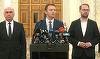 Siegfried Mureşan: Sunt pregătit să formăm un guvern serios, reformator, pro-european / Am decis să începem munca la un program de guvernare. La începutul săptămânii viitoare vom prezenta priorităţile. Apoi, discuţii cu parlamentarii
