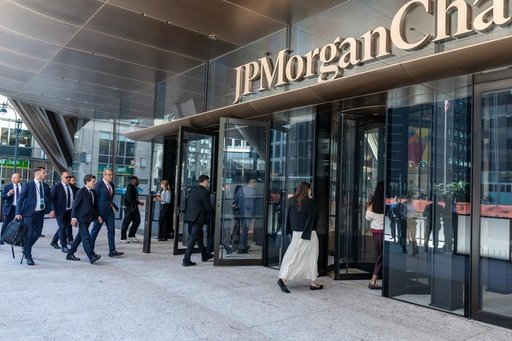 Nicuşor Dan, întâlnire la sediul JPMorgan, cu unii dintre cei mai importanţi investitori instituţionali în obligaţiuni de stat româneşti: Vom păstra traiectoria fiscală de reducere a deficitului şi a datoriei