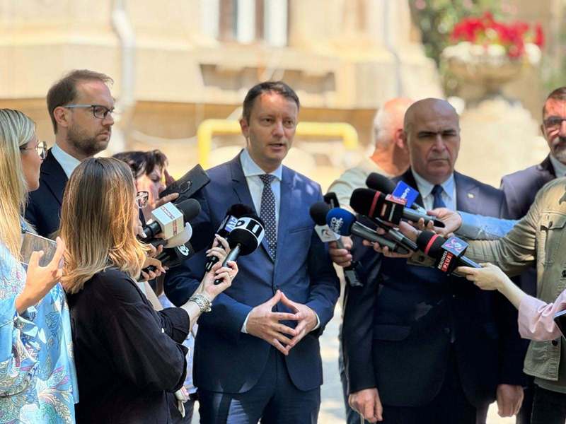 Siegfried Mureşan: Nu am avut niciodată nicio discuţie cu acest domn aşa-numit Pinalti Nu îl cunosc, nu am cerut niciodată, nici de la acest domn, nici de la nimeni altcineva, şi nu am primit niciodată nicio finanţare pentru vreo campanie electorală a me