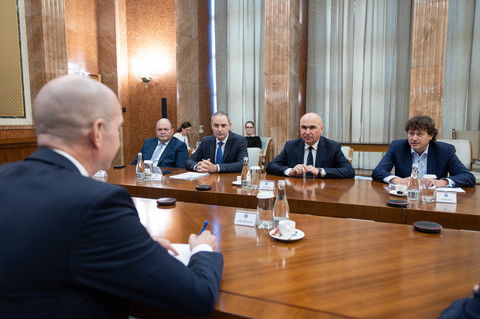 Ilie Bolojan, după întâlnirea cu Standard & Poor’s: Pentru menţinerea credibilităţii externe a României, inclusiv în rândul investitorilor, este esenţială continuarea reformelor asumate de actualul guvern