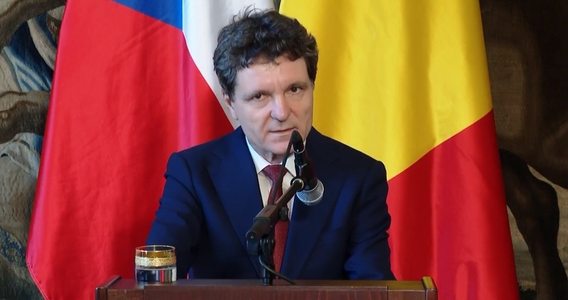 Val de critici la adresa președintelui Nicușor Dan: Cred că trebuie să va asumați exclusiv acest eșec / Ce credeți că se poate întâmpla, până luni, ce nu s-a întâmplat în ultimele 5 luni? / Vrem anticipate! / Ce i-a transmis Tudor Chirilă