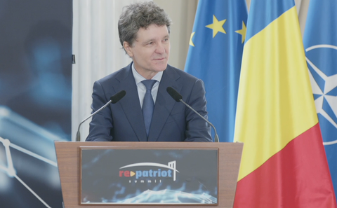 Nicuşor Dan, la Gala RePatriot: Îndemnul meu pentru Diaspora este să testaţi România. Să testaţi sistemul medical din România, pentru că, cu toate neajunsurile, cu toate disfuncţionalităţile, România a progresat în 20 de ani
