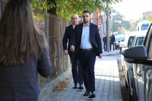 Premierul Ilie Bolojan, la DNA Iaşi, în dosarul Bogos - FOTO