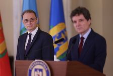 LUCA NICULESCU, NOMINALIZAT PREMIER - Reacţii politice - Ionel Bogdan (PNL): Vom avea discuţii cu premierul desemnat / George Simion: Zero voturi de la AUR/ Grindeanu: Noua nominalizare continuă să sfideze matematica parlamentară/ Condiţiile USR