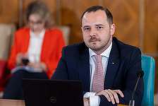Rogobete: România este astăzi asemenea unui pacient critic, internat la Terapie Intensivă. Un pacient care se luptă să respire! Domnul Bolojan preferă să închidă uşa dialogului şi să o trântească în urma sa