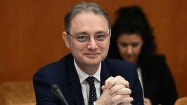 Luca Niculescu continuă luni discuţiile cu partidele / Întâlniri cu USR, minorităţile, PACE-Întâi România şi Uniţi pentru România / Premierul desemnat vrea să depună joi la Parlament programul de guvernare şi lista Cabinetului