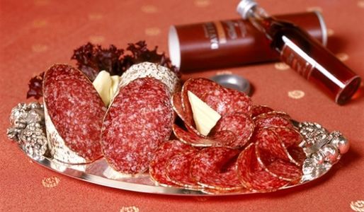 Salamul de Sibiu, înregistrat oficial ca produs tradiţional românesc