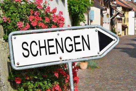 STUDIU: Prăbuşirea Schengen ar putea costa UE până la 1.400 miliarde de euro în următorul deceniu