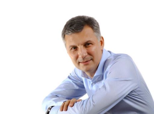 Iniţiatorul Legii dării în plată acuză băncile comerciale şi BNR: Practică şantaj, instigare şi minciuni