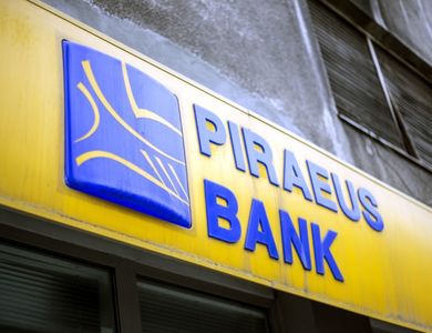 Piraeus Bank confirmă oficial că închide 19 sucursale din oraşe mici şi mijlocii