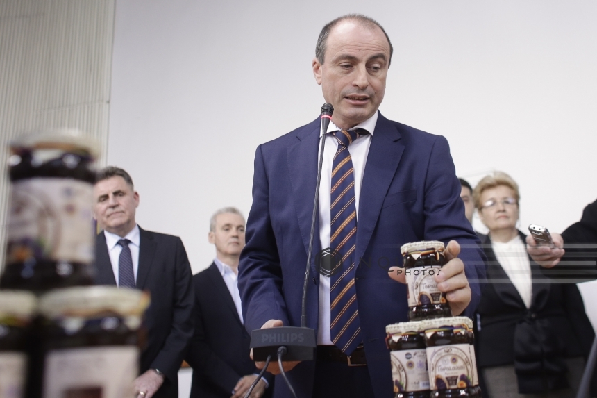 Ministrul Agriculturii, despre alerta privind infectarea cu E.Coli: A fost un accident, românii să aibă încredere în produsele româneşti