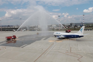 Blue Air a inaugurat cursa Koln - Sibiu, cu frecvenţă de două ori pe săptămână (FOTO)