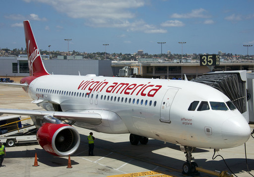 Alaska Air ar putea cumpăra Virgin America, compania aeriană a miliardarului Richard Branson