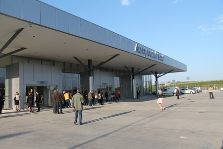 Aerogara din Arad a fost inaugurată după o investiţie de două milioane euro; în prezent nu operează nicio companie aeriană