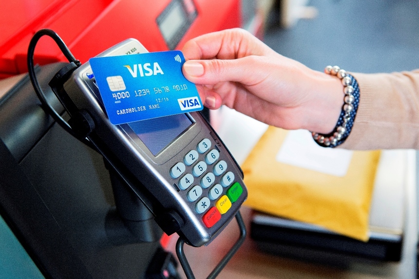 Visa Europe: Una din zece plăţi cu cardul la POS procesate de Visa în România este contactless