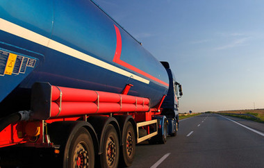 EXCLUSIV: Un fost şef al Rompetrol, care deţine compania Rottco, vrea să lanseze o nouă reţea de staţii de carburanţi cu  benzinarii independenţi