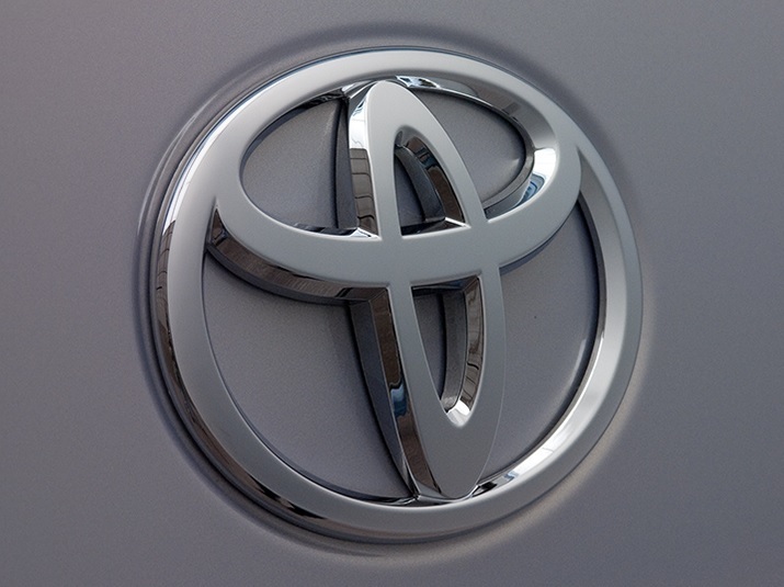 Toyota ar putea da în judecată campania oficială pro-Brexit, pentru folosirea numelui companiei în vederea promovării
