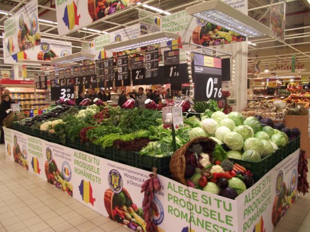 Sindicatele din agricultură condamnă atitudinea marilor retaileri vizavi de Legea supermarketurilor: Au câştigat în zece ani în România mai mult decât în ţara de provenienţă