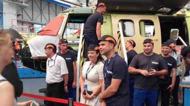 Airbus Helicopters pregăteşte la o uzină din Franţa circa 30 de români, care vor lucra la noua fabrică de la Ghimbav