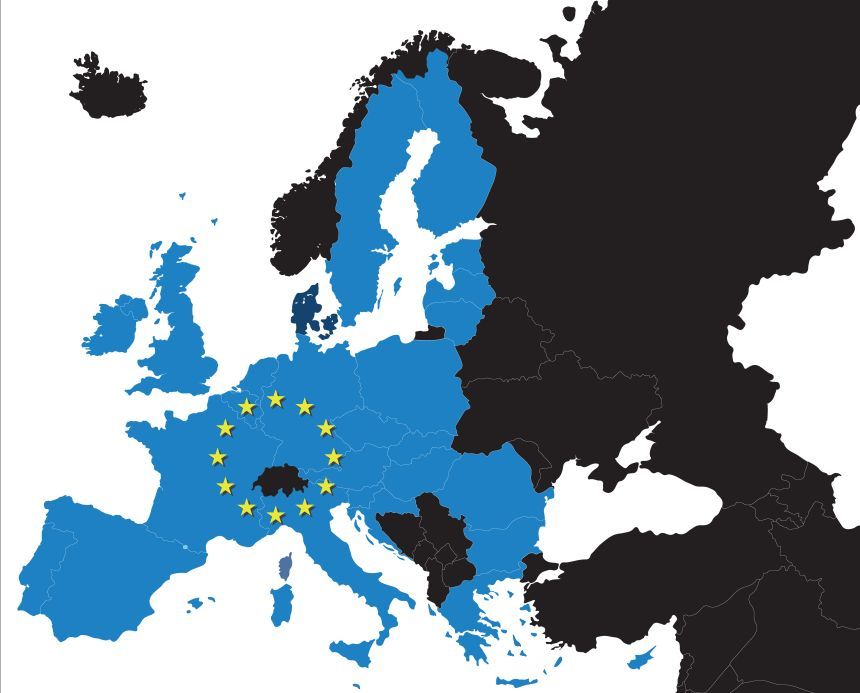 Acţiunile europene au trecut pe o uşoară scădere, cu o zi înainte de referendumul din Marea Britanie