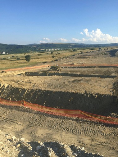 Expert: Soluţia aleasă de CNADNR pentru lotul 3 din autostrada Sibiu-Orăştie nu rezolvă adevărata problemă, iar lucrările vor fi finalizate abia în 2017