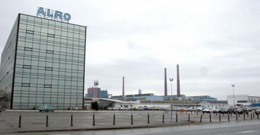 Profitul net al Alro s-a prăbuşit cu peste 42%, la 39 milioane lei, din cauza scăderii preţurilor internaţionale la aluminiu