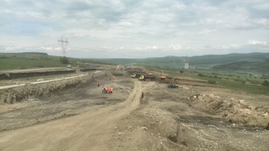 Ministrul Transporturilor, despre ”autostrada scufundată” Sibiu-Orăştie: Lucrările de la Cunţa vor fi terminate în septembrie