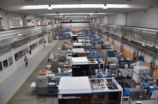 
Producătorul italian de veselă de unică folosinţă Gold Plast a investit, în ultimii zece ani, aproximativ 30 de milioane de euro în fabrica de la Topoloveni 
