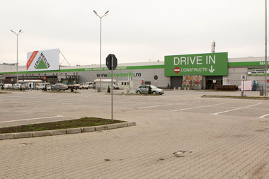 
Francezii de la Leroy Merlin au încheiat transformarea magazinelor bauMax şi au mai angajat peste 200 de oameni în ultimul an

