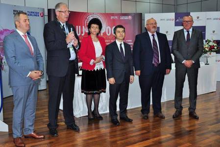 Compania Turkish Airlines operează zboruri regulate pe ruta Cluj - Istanbul; ambasadorul Turciei în România, prezent la evenimentul de lansare